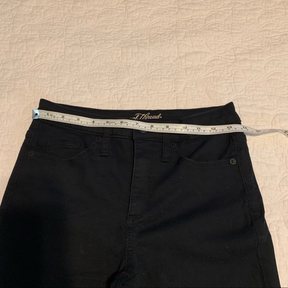 Universal thread High rise, skinny jeans/ capris - Picture 4 of 7